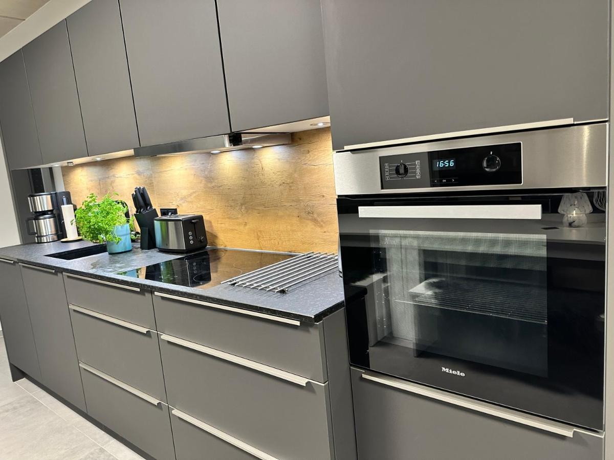 Luxurioeses Apartment Direkt Am Kanal 125 M² - Youpartments Munster  Exterior photo